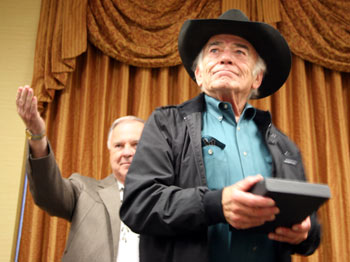 “The Virginian”—the one and only James Drury receives a well-deserved award on the 50th anniversary of the series.
