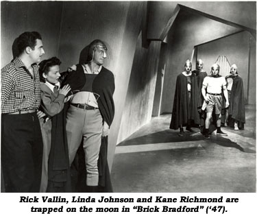 Rick Vallin, Linda Johnson and Kane Richmond are trapped on the moon in "Brick Bradford" ('47).