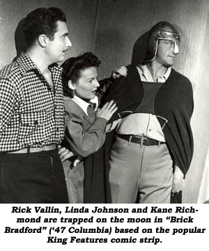 Rick Vallin, Linda Johnson and Kane Richmond are trapped on the moon in "Brick Bradford" ('47 Columbia) based on the popular King Features comic strip.