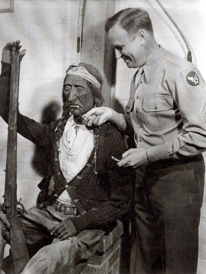 Tech Sgt. Gene Autry on leave at his weekend Melody Ranch in 1945. Gene’s wooden Indian Joe sat on his front porch.