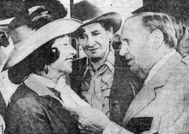 Vera Hruba Ralston talks with Gene and Pat Buttram as a Hollywood Western 
tribute party in L.A. on July 20, 1981.