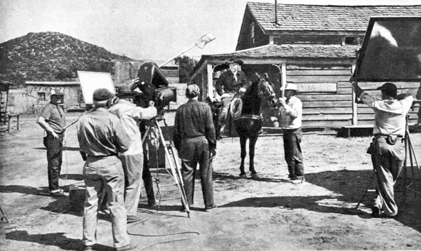 Setting up a scene for Johnny Carpenter’s “Outlaw Treasure” (‘55 American Releasing).