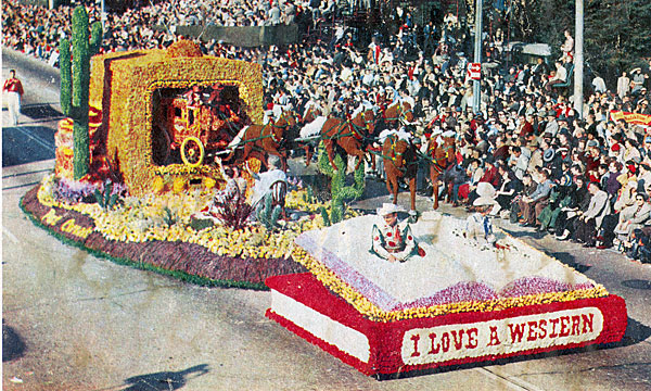M E R R Y C H R I S T M A S ! 
Roy Rogers and Dale Evans Post Cereals 1956 Tournament of Roses float won the Governor’s Trophy. 