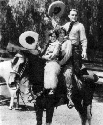 Taken the late ‘20s...Buck Jones with wife Dell and daughter Maxine.
