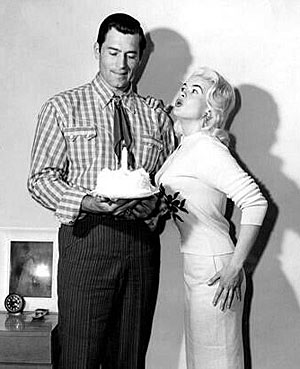 Not sure what is one year old...but it’s sure an interesting photo of Clint Walker and Jayne Mansfield. (Thanx to Terry Cutts.) 