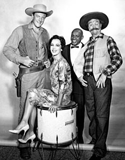 James Arness, Carol Burnett, Scatman Crothers on the 
“Red Skelton Chevy Special” in 1959. (Thanx to Terry Cutts.) 