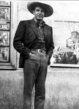 Ray “Crash” Corrigan visits the State Theatre in Thomasville, NC, in 1939. Corrigan was then a member of The Three Mesquiteers. (Thanx to Bobby Copeland.)