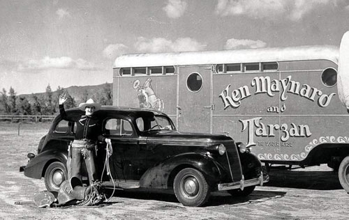 Ken Maynard beside Tarzan’s horse trailer. (Photo courtesy Bobby Copeland.)