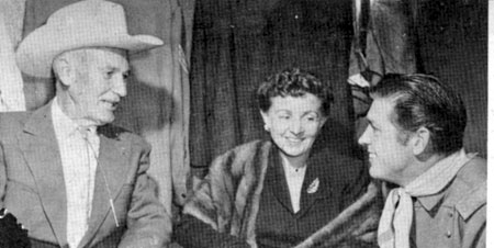 Rin Tin Tin owner Lee Duncan, Lee Aaker’s mother and James Brown (Lt. Rip Masters) of TV’s “Rin Tin Tin”.