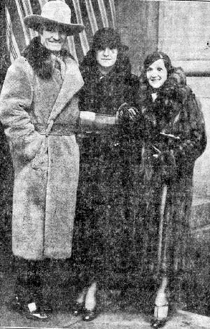 Tom Mix with his third wife Mabel Ward and daughter Ruth Mix outside an Erie, PA, courtroom on January 21, 1933, where Col. Zack Miller, former operator of the 101 Ranch in Oklahoma, was suing Mix for $342,000 in damages on charges of breach of contract. 