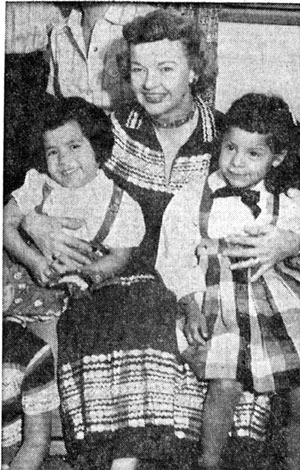 Dale Evans was at the September 1957 New Mexico State Fair as well; shown here with four and half year old daughter Debbie (left) and five and half year old Dodie (right). 