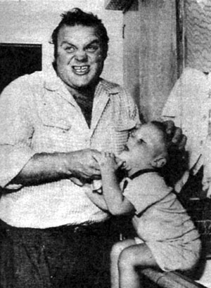 Dan Blocker, Hoss on “Bonanza”, with of his son three year old Dennis Dirk. (Thanx to Terry Cutts.)