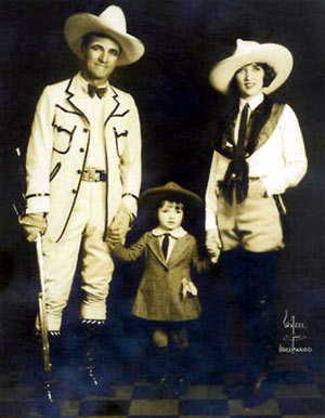 A Tom Mix family photo. Tom, Thomasina and Victoria. (Thanx to Bobby Copeland.)