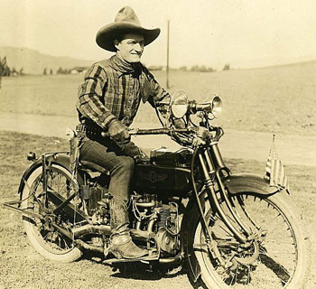 Tom Mix trades Tony for another mode of transportation. (Thanx to Bobby Copeland.)