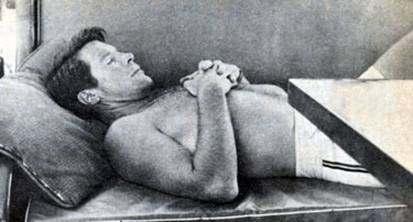 Here’s one for the girls. Robert Horton (“Wagon Train”) takes a little snooze.