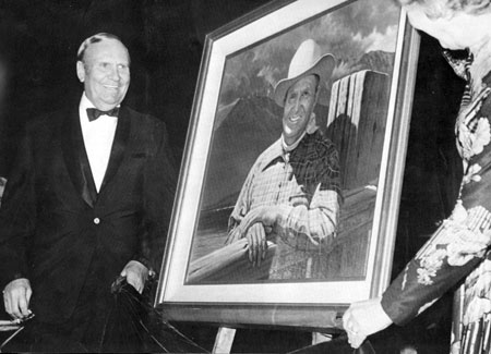 Gene Autry and wife Ina unvail Gene’s portrait by Robert Rishell for the Hall of Great Western Performers in 1973 during the Western Heritage Awards in Oklahoma City.