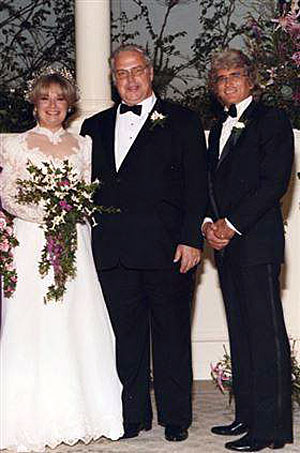 Michael Landon was Best Man at Kent and Susan McCray’s wedding on January 28, 1984. McCray was production manager on “Bonanza” and “High Chaparral”. Susan was casting director on many Landon productions. (Thanx to Marianne Ritner-Holmes.)