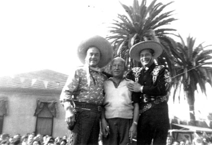 Leo Carrillo (Pancho), actor Vince Barnett and Duncan Renaldo (The Cisco Kid) at St. Catherine’s Military Academy, Anaheim, CA, in 1954. (Thanx to Vince Guerriero.)
