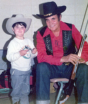 The above three photos were taken when Sunset Carson was traveling with the Tommy Scott Show in 1978 after Tim McCoy died in January of ‘78. Sunset stayed with Scott for five seasons. Sunset with young fan.