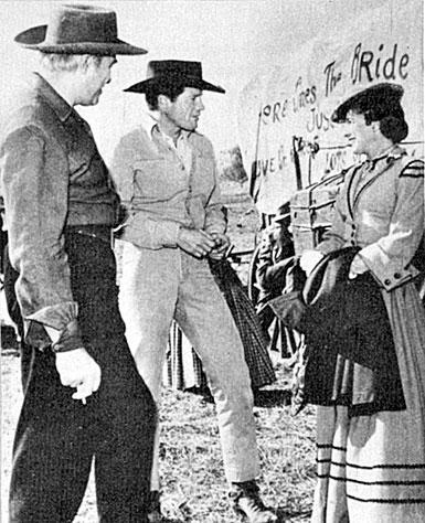 Lorne Greene, Robert Horton and Phyllis Thaxter take a break while filming “Wagon Train: The Vivian Carter Story” (‘59).