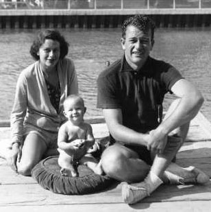 John Wayne with wife Josephine Saenz and son Michael. They were married from ‘33 to ‘45.