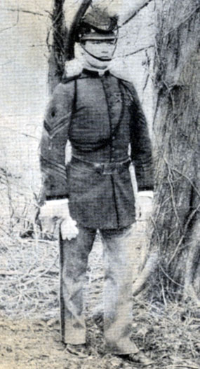 Tom Mix, age 22, as a top sergeant in the artillery upon his return from the Boxer Uprising.